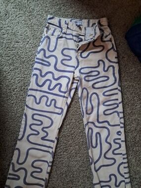 Zara Cream Jeans with Blue Abstract Stripe Print